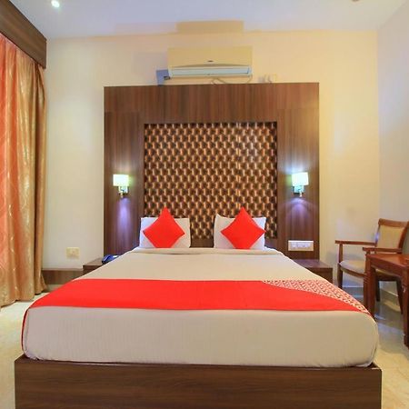 Grand Milestone Hotel Майсур Экстерьер фото