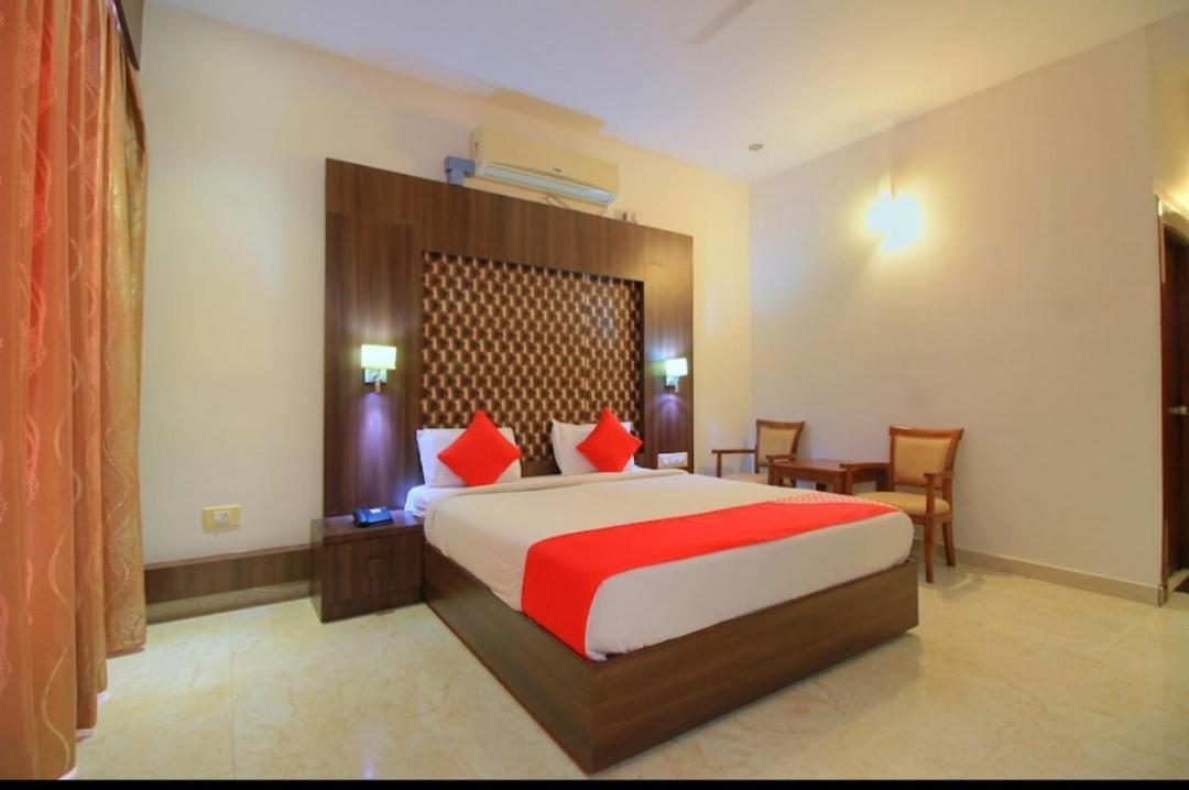 Grand Milestone Hotel Майсур Экстерьер фото